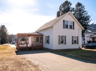 33 Quinebaug Rd, Dudley, MA 01571