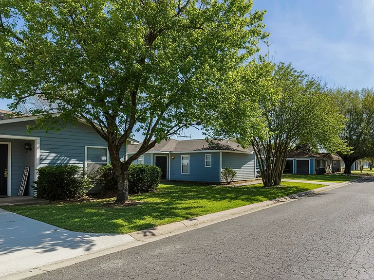 Riverchase Rental Homes — Photo 14