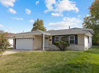 15703 Prince Dr, South Holland, IL