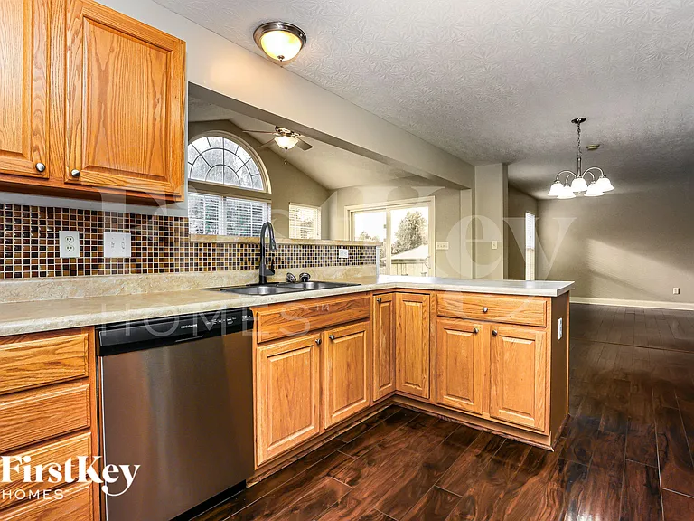 5500 Appaloosa Cir — Photo 7