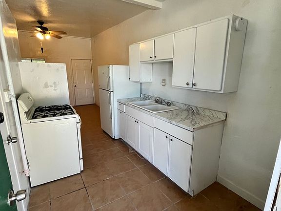 3rd image of 115 E Alturas St #We115-4