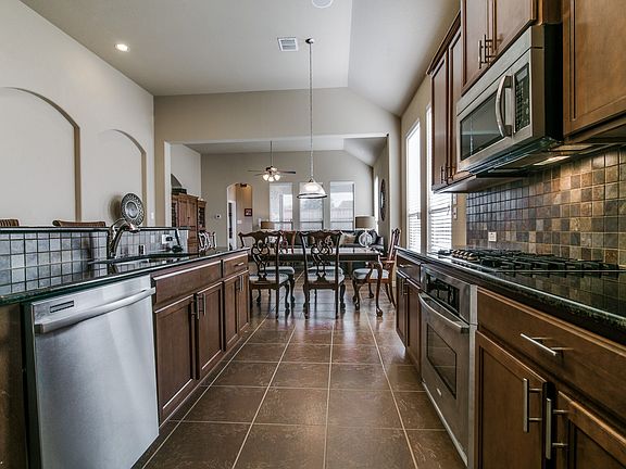 3rd image of 2411 Cotillion Dr