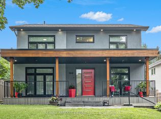 160 Begonia Ave, Ottawa, ON K1H6E4