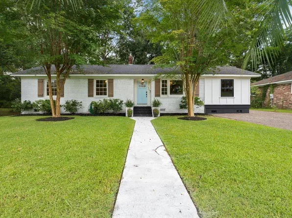1215 Byron Rd, Charleston, SC 29407