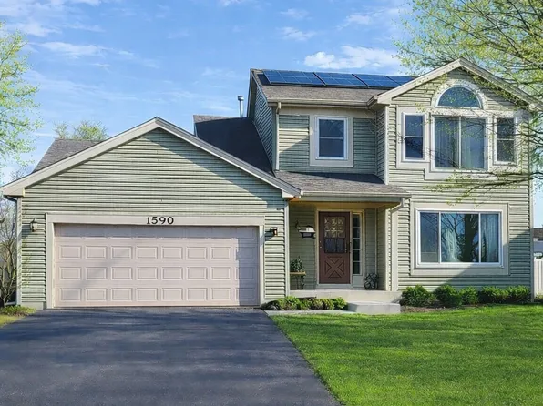 1590 Bridgedale Ct, Crystal Lake, IL 60014