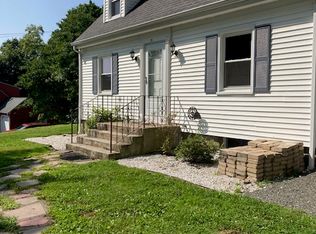 361 Jackson Hill Rd, Middlefield, CT 06455