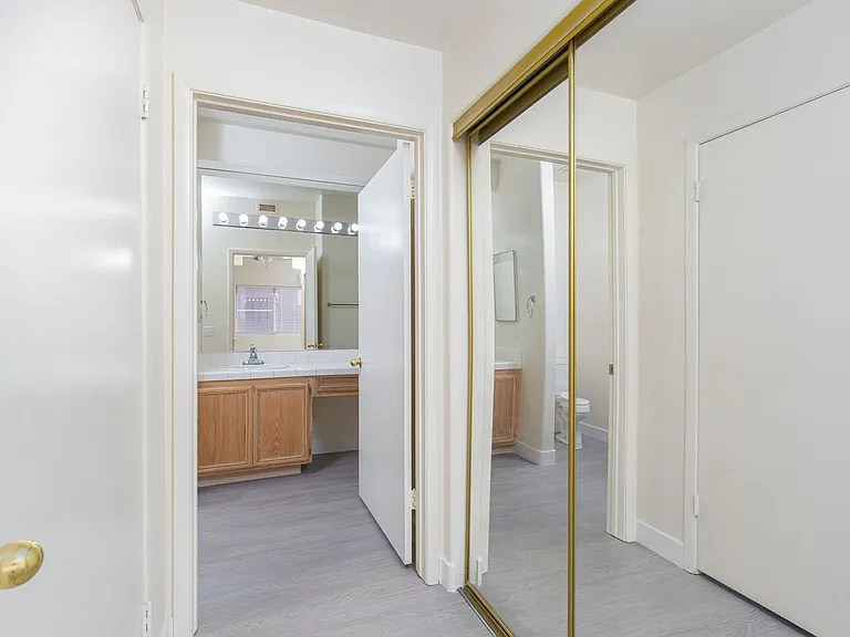 2110 Los Feliz St #1028 — Photo 15