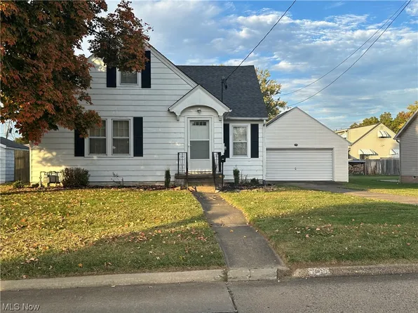 509 19th St, Vienna, WV 26105