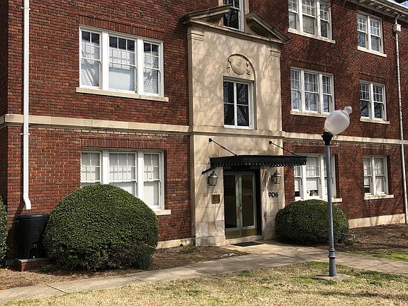 2nd image of 906 W Market St APT B5