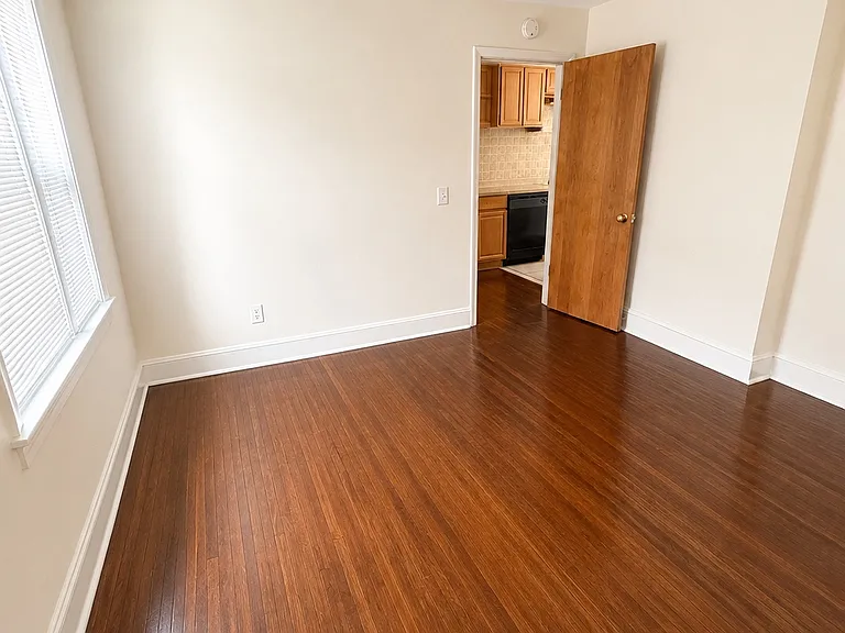 267 Meigs St #1 — Photo 6
