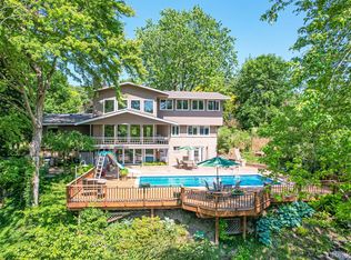 6690 Castle Dr, Bloomfield Hills, MI