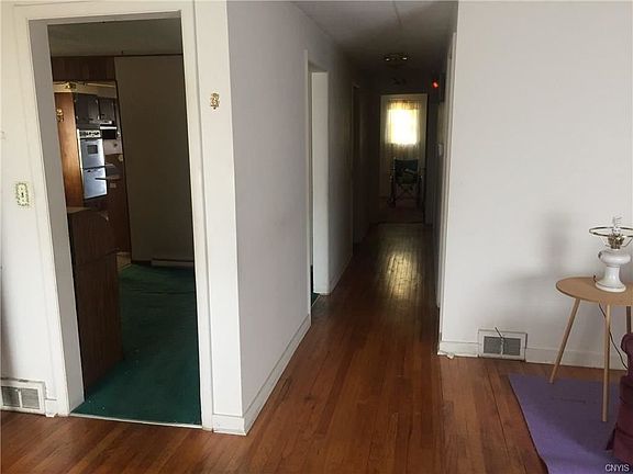 5th image of 481 Durston Ave