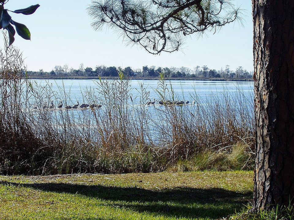 1st image of 473 Pitts Bayshore Dr