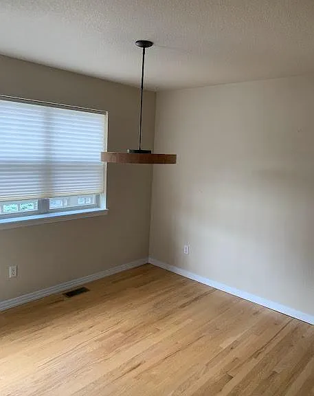 518 Homestead St — Photo 8