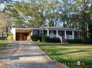 118 Lakeview Dr, Carrollton, GA 30117