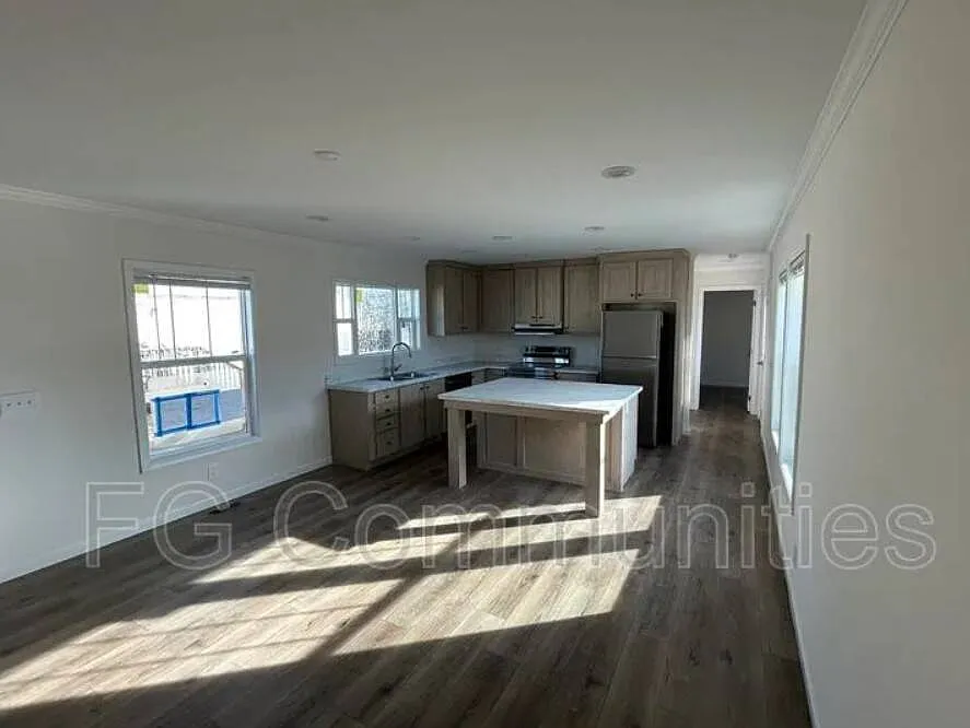 3 bed, 2.0 bath, $1,495 — Photo 4