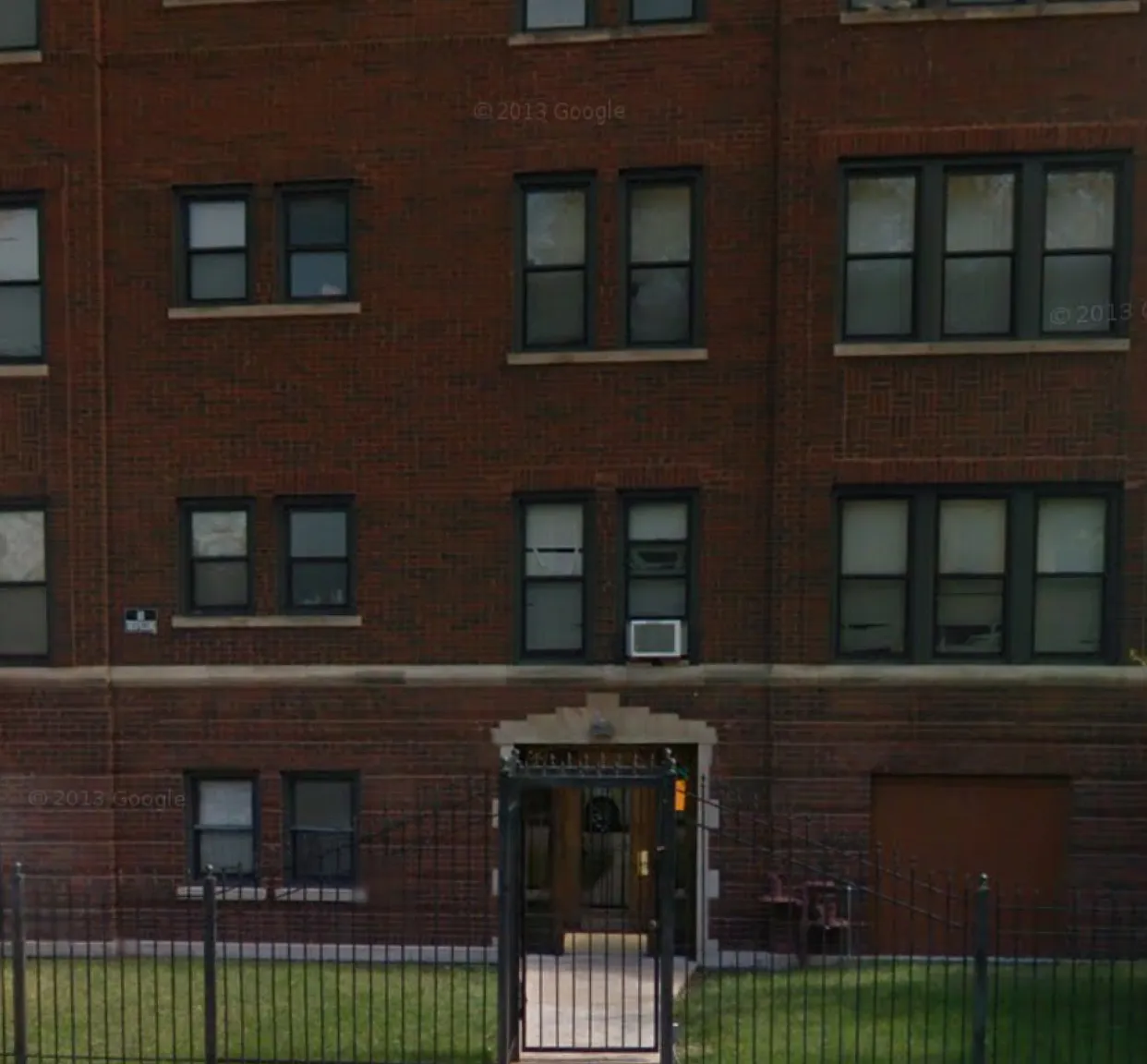 6701-03 S Parnell Ave - 10 — Photo 1
