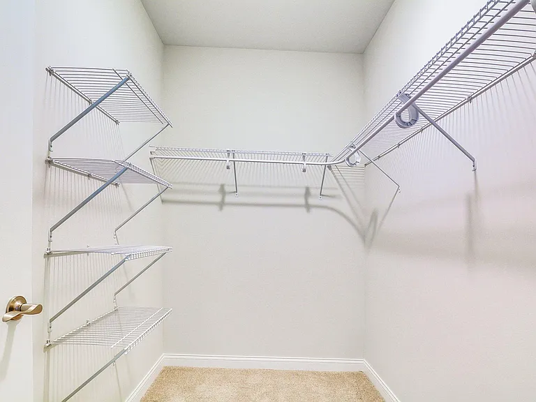 7410 Southpark Pl #203 — Photo 12