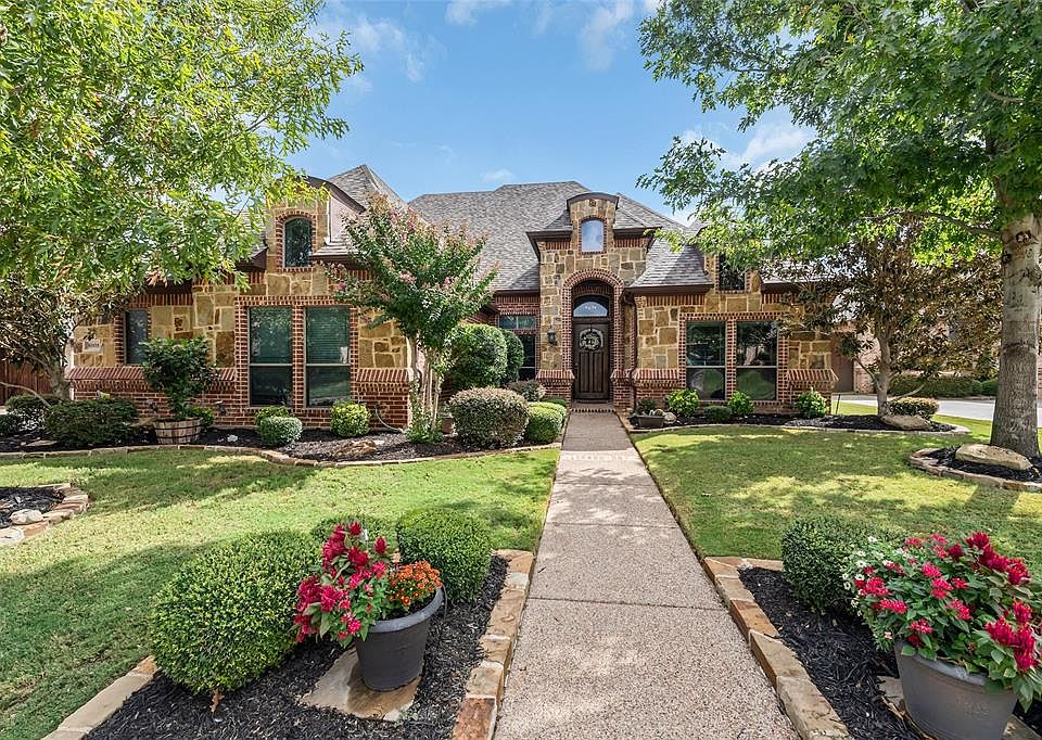 1st image of 8008 Seville Dr