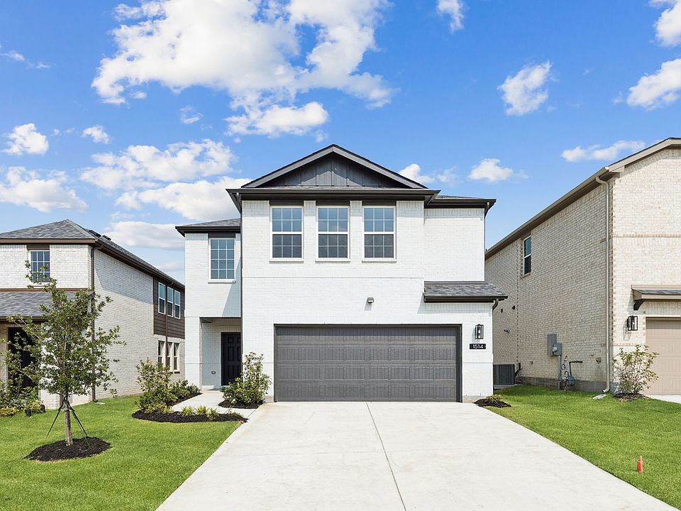 1st image of 1115 Novelle Bend Dr