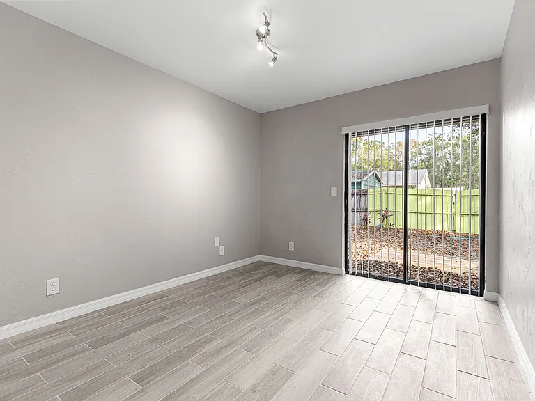 4151 SE 22nd Ave #D — Photo 25