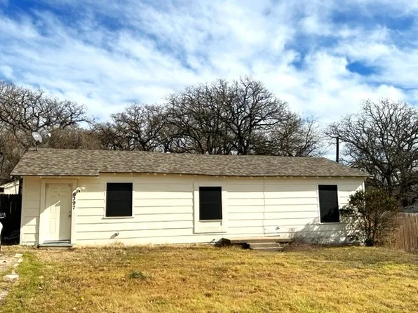 6397 Renwood Dr, Fort Worth, TX 76140