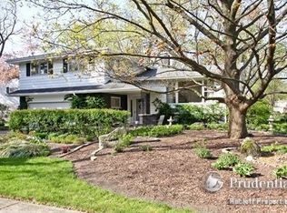 1238 Mount Vernon Ter, Northbrook, IL