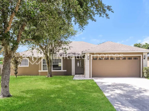 135 Compass Rose Dr, Groveland, FL 34736