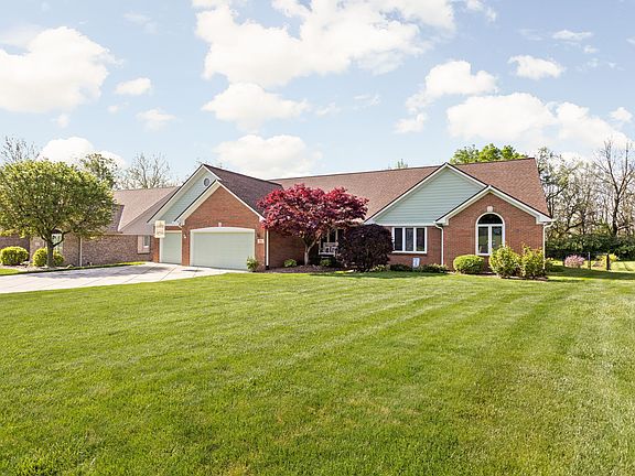 2nd image of 6722 Moss Creek Pl