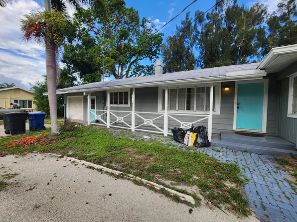4208 Iola Dr, Sarasota, FL 34231