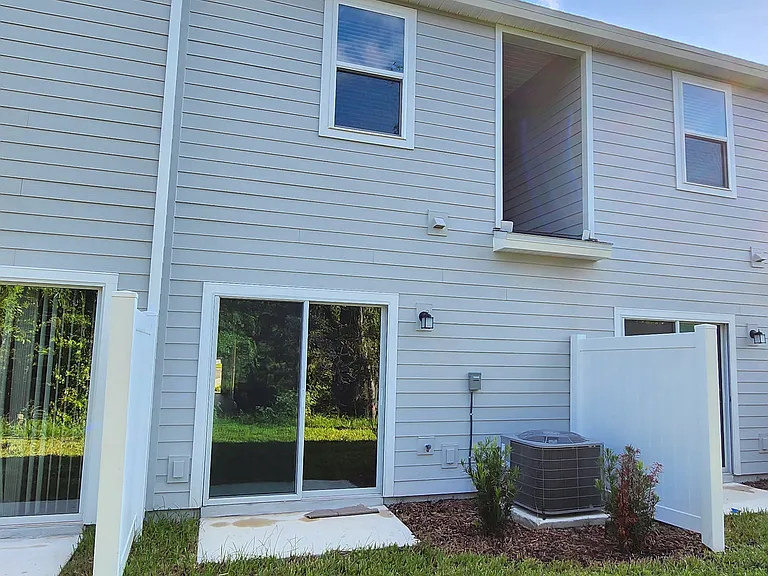 717 Holly Lakes Dr — Photo 11