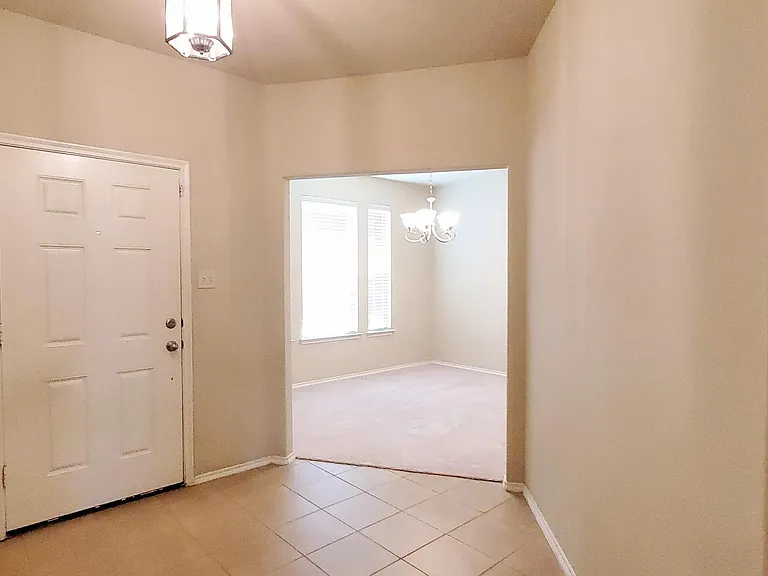 133 Oriole Dr — Photo 7
