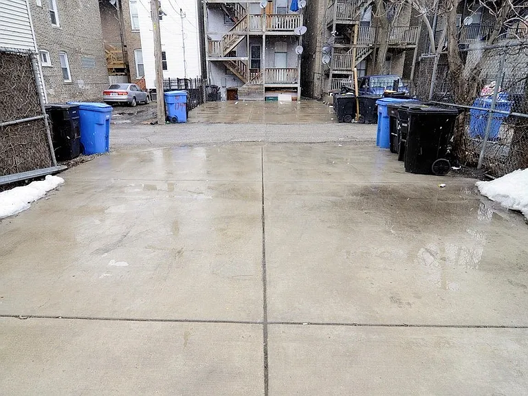 1746 W Ohio St #2F — Photo 8