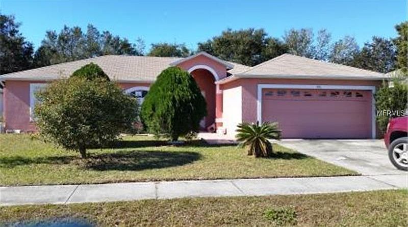 1st image of 586 Oak Branch Cir