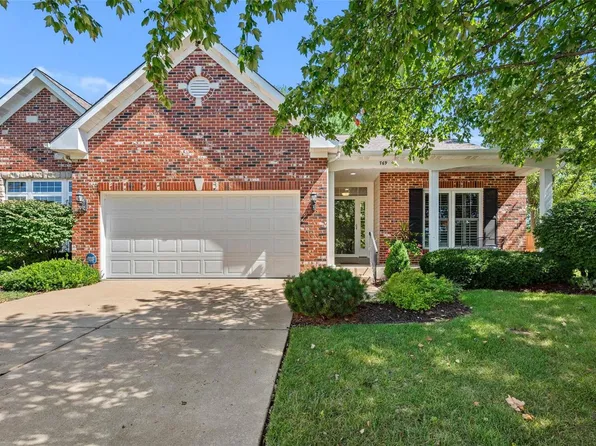 769 Forder Manor Dr, Saint Louis, MO 63129