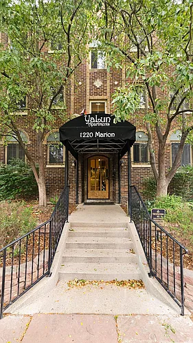 1220 N Marion St #3 Photo 1