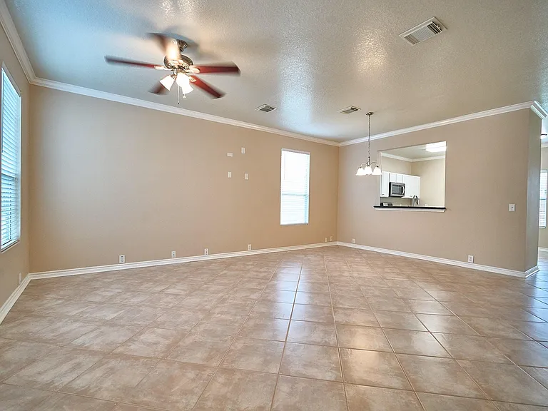 18814 Sandelford Dr — Photo 3