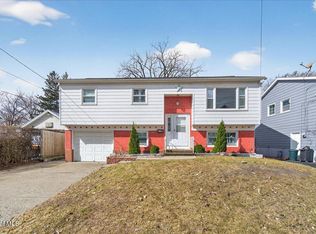 1750 Hamburg Street, Schenectady, NY