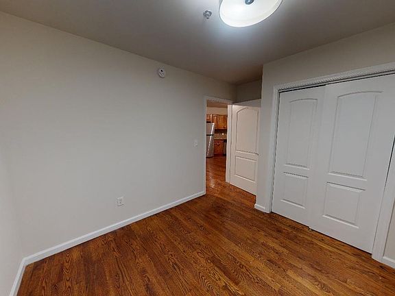 4th image of 529 54th St #8