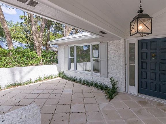 3rd image of 1126 Ocean Blvd