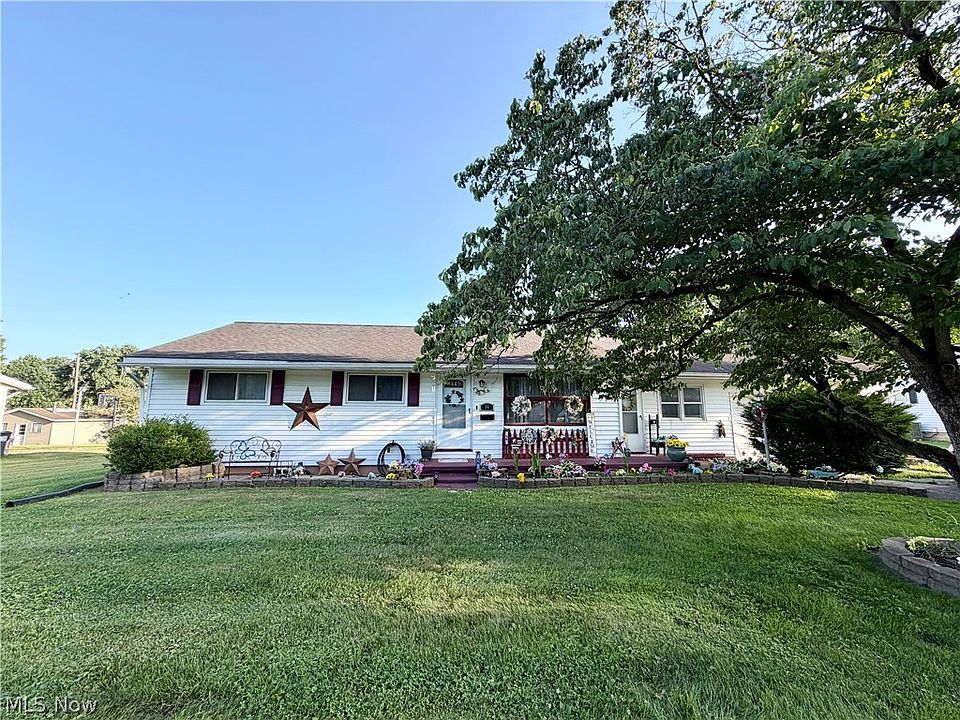 1st image of 56 Beechrock Dr