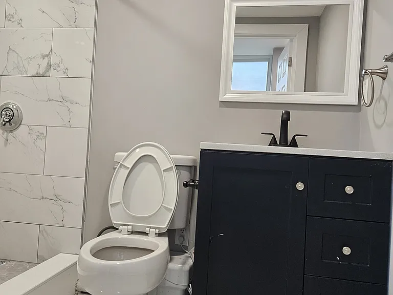 32 Irving St — Photo 11