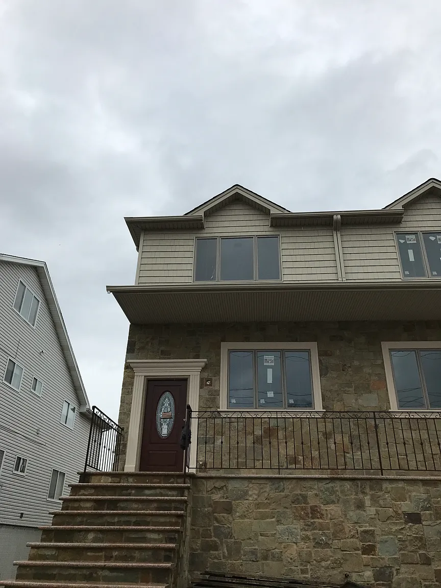 89B Glover St photo 1