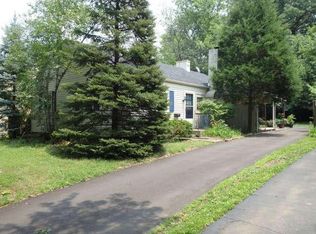 1276 Scoville Rd, Lexington, KY 40502