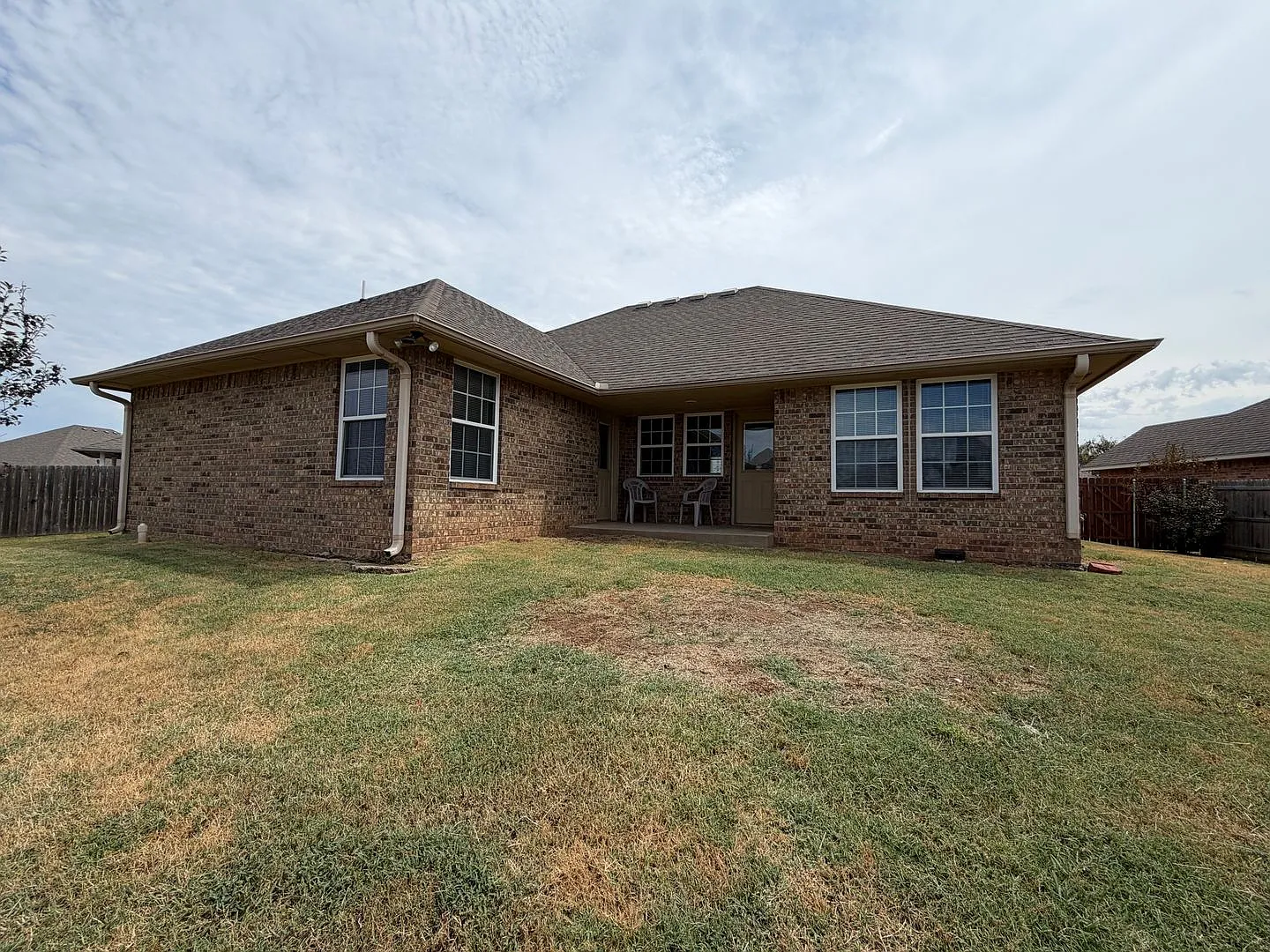 4428 Peachtree Dr. — Photo 2