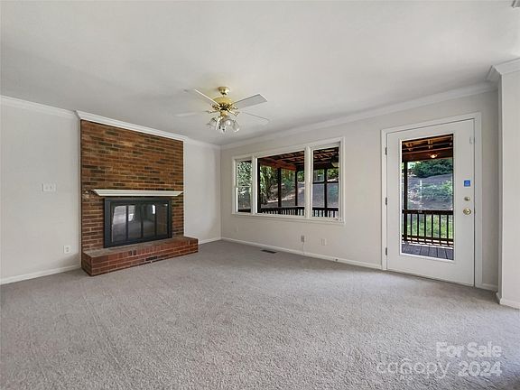 4th image of 1812 Southridge Dr