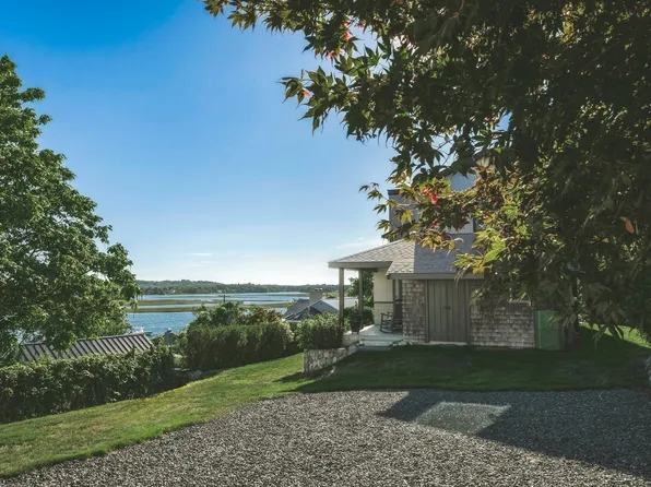 3 Jutland Way, Ipswich, MA 01938