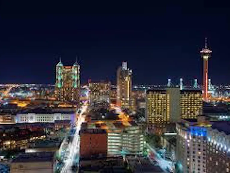 Enjoy living so close to San Antonio's best attractions.