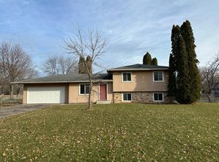 16634 Flagstaff Ave W, Rosemount, MN 55068