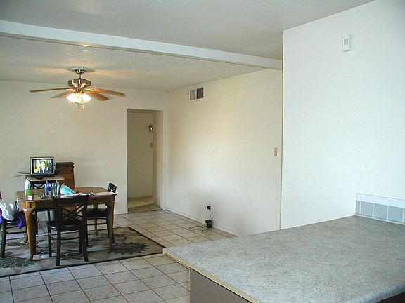 3rd image of 3030 N 39th Dr